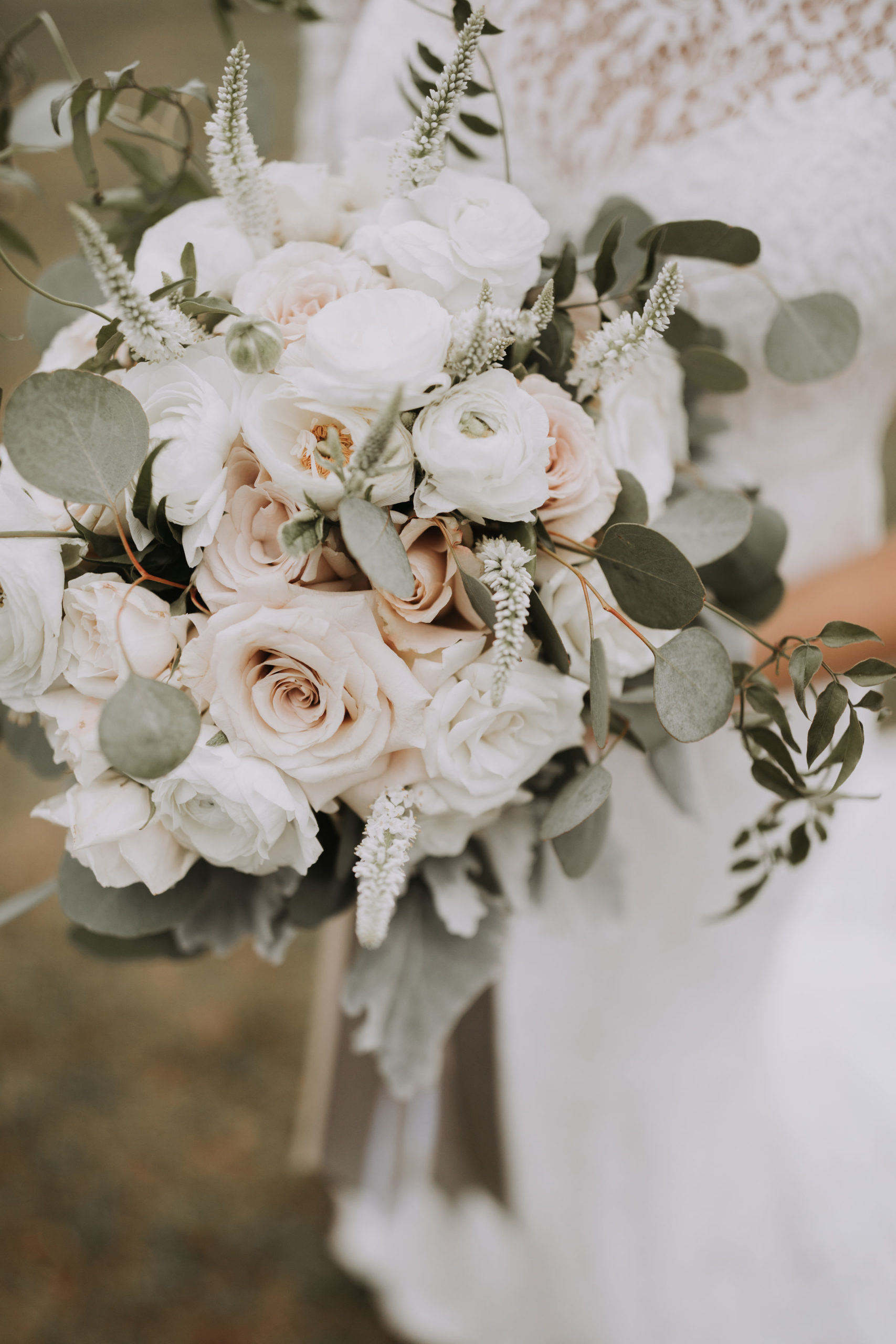 Blush neutral palette bridal bouquet flowers 