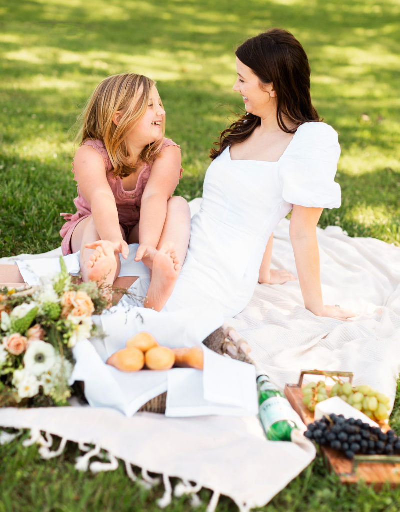 Cute mommy and me picnic 